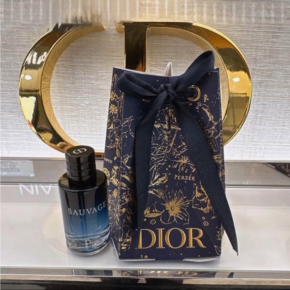 5 for 25⚡️Authentic Dior Atelier of Dreams Holiday 2022 Gift Box - Picture 12 of 12
